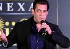 When Salman Khan broke down remembering his initial struggle in Bollywood