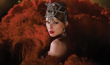 Taylor Swift Channels Old‑Hollywood Showgirl Glamour on The Life of a Showgirl Cover