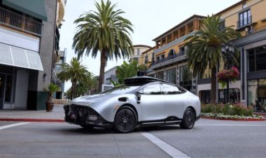 World-First Personal Robocar to Debut in Dubai at 2025 Self-Driving Transport Congress