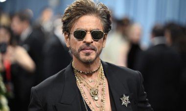 Who Am I? Shah Rukh Khan Becomes Richest Indian Actor in 2025 With Net Worth of ₹12,490 Crore