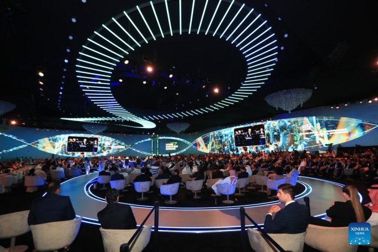 Bahrain Showcases Its Competitive, Future-Ready Economy at FII9 in Riyadh