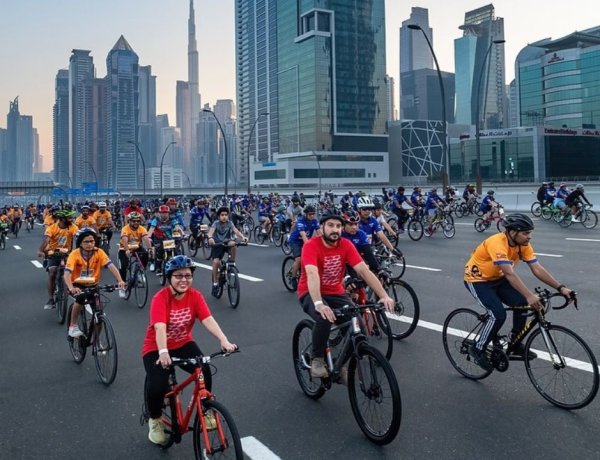 Thousands Cycle Down Sheikh Zayed Road for Dubai Ride 2025