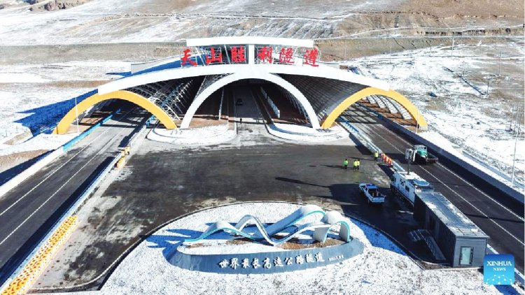 World’s Longest Expressway Tunnel Opens in China’s Xinjiang
