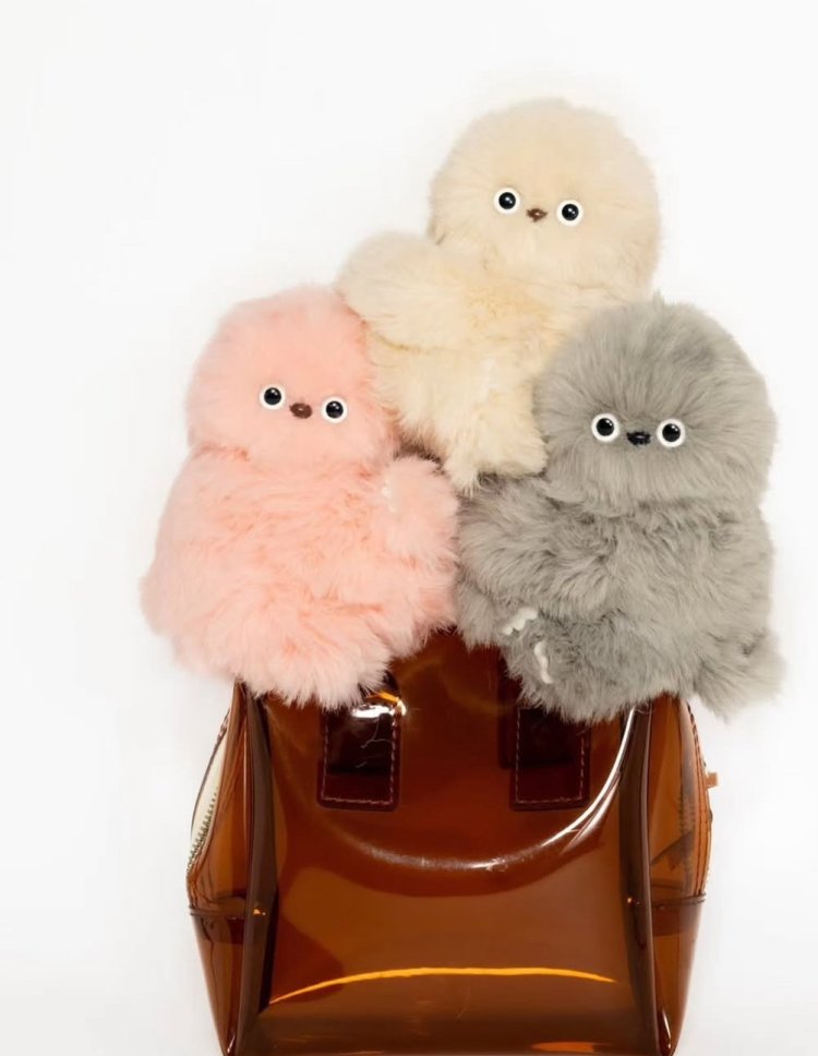 Move Over Labubu: Meet Mirumi, the Adorable Emotional Robot Taking Over Bags