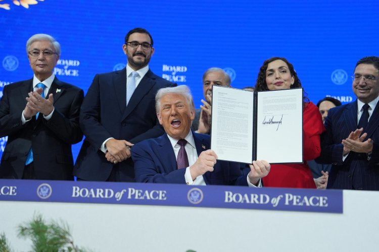 Bahrain Becomes Founding Member of Trump-Led Board of Peace at Davos Summit