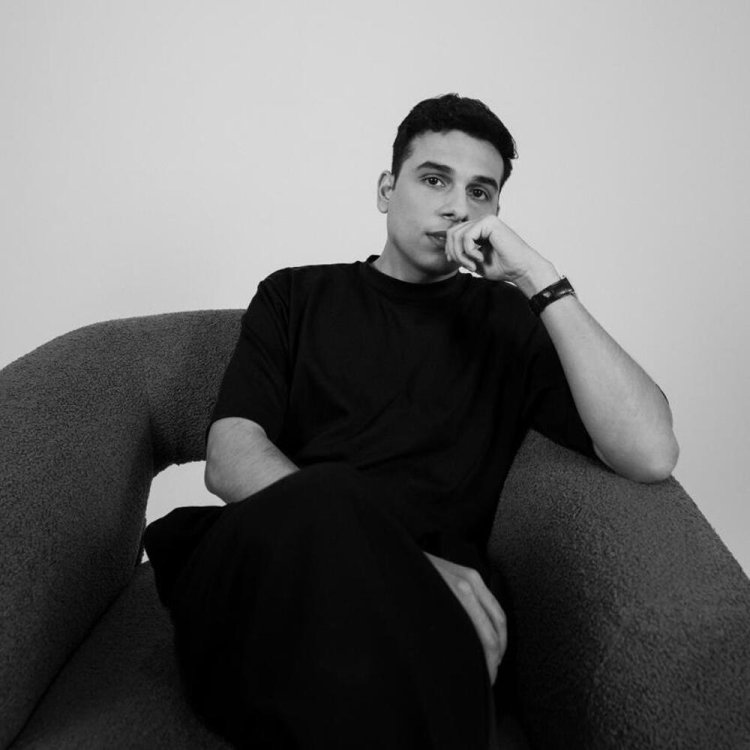 Anuv Jain Returns to Dubai With an Intimate Stop on His Dastakhat World Tour