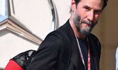 Keanu Reeves lands in Bahrain for F1 pre-season testing, sparks buzz at Sakhir