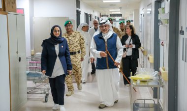 HRH Prince Salman visits Salmaniya Medical Complex to check on injured