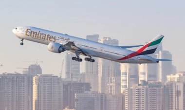 Emirates resumes limited flights from Dubai as regional airspace partially reopens
