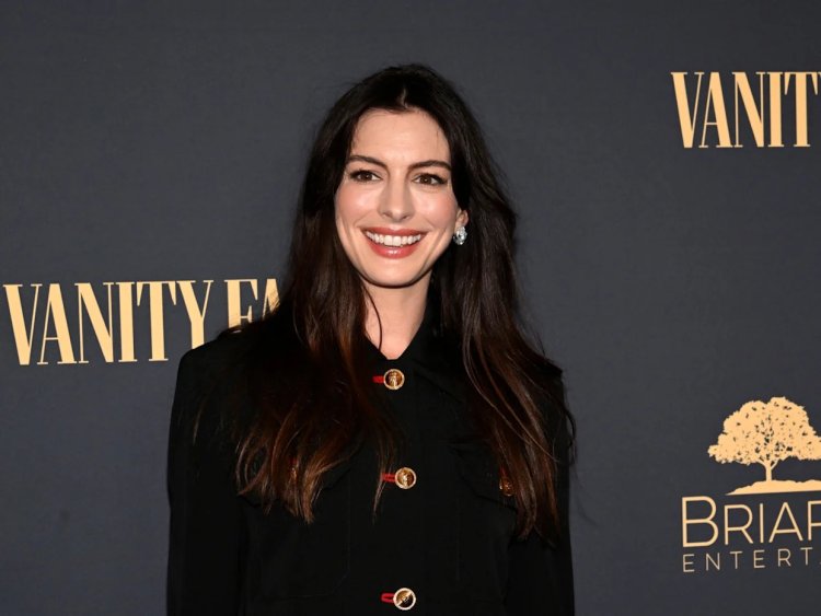 Anne Hathaway, Dwayne Johnson and Jonas Brothers named newest Disney Legends